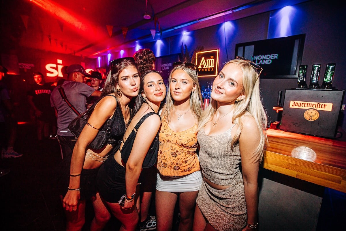 HD PHOTOGRAPHY AND VIDEOGRAPHY